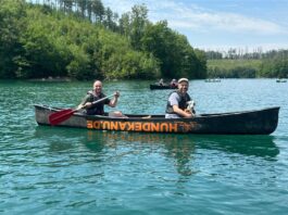 Hundekanu mit Team Urbanhiker Nick Wassong Jan und Asta